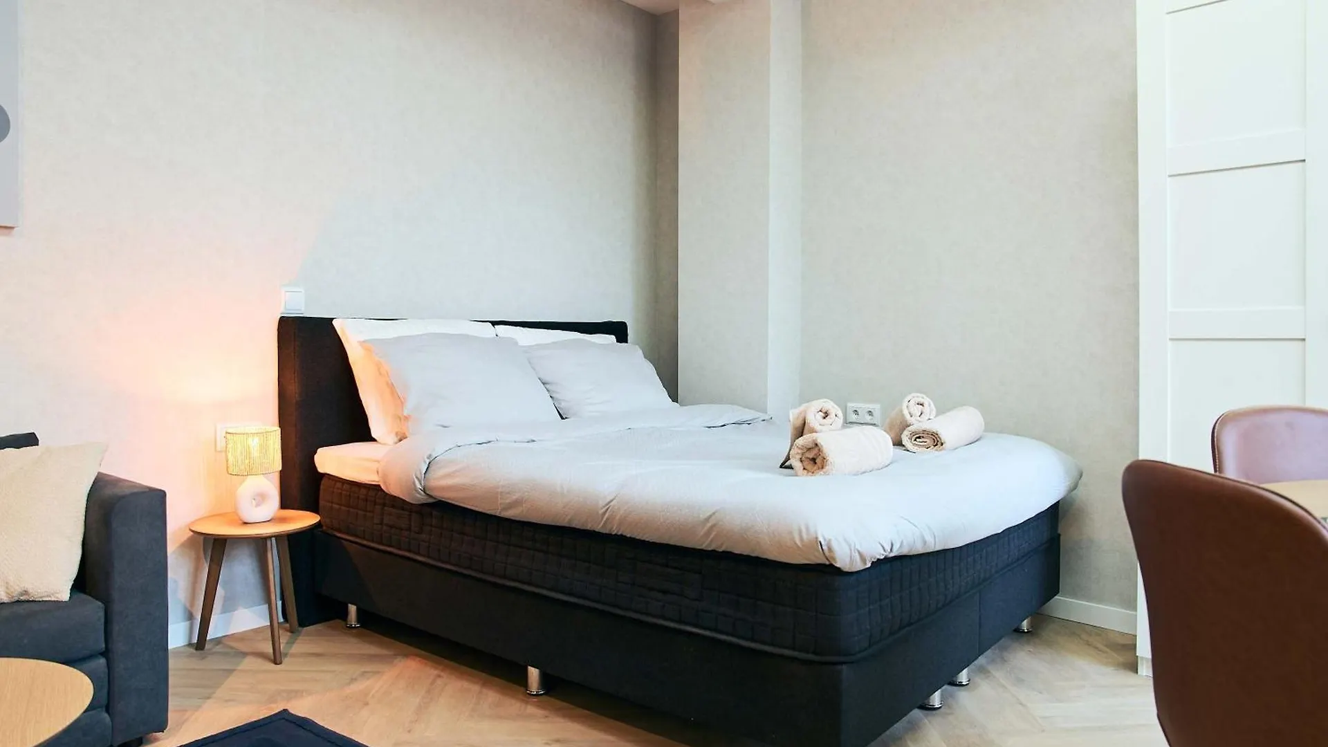Central City Escape Modern Studio Near Everything Eindhoven Holland