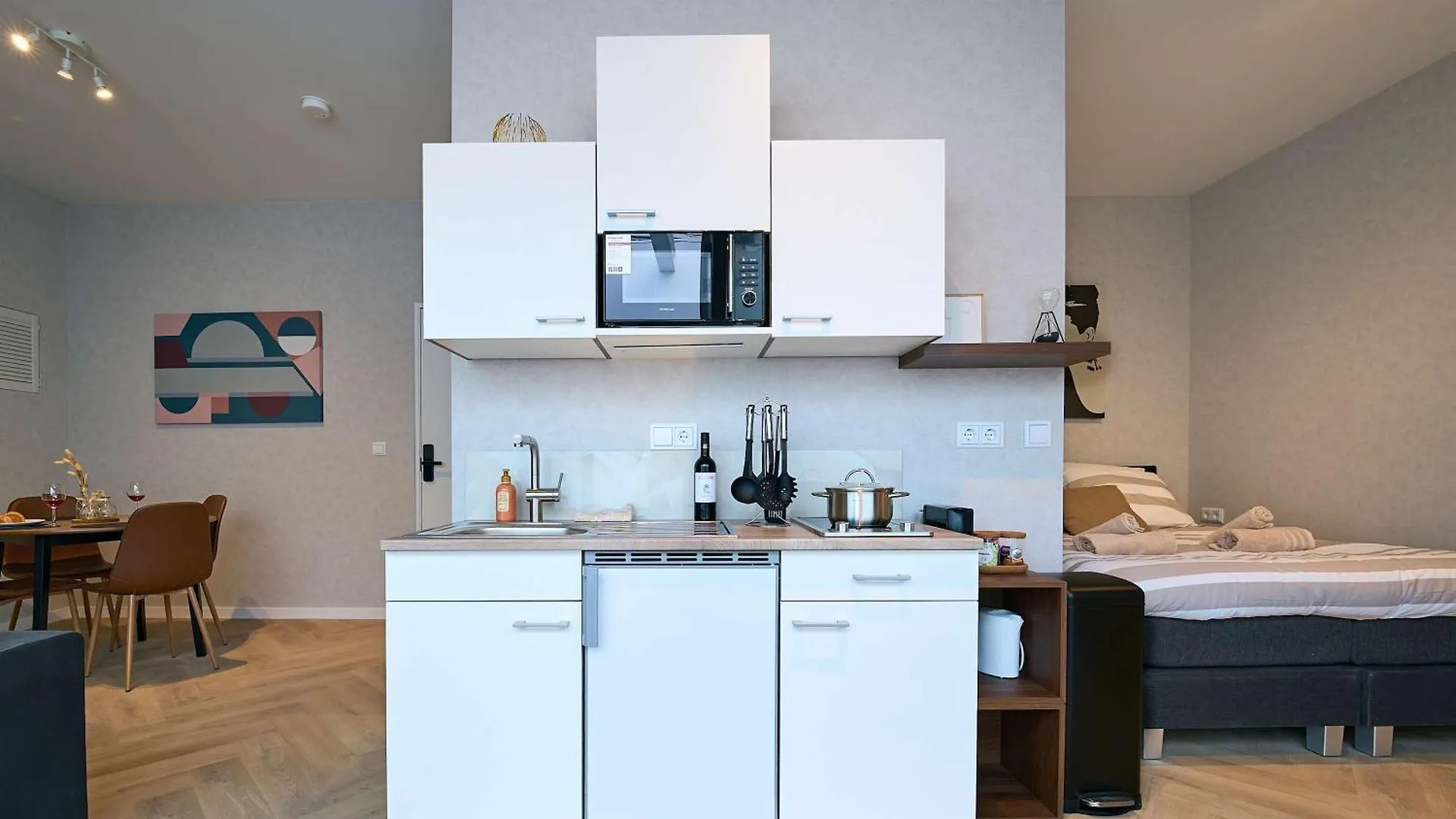 Central City Escape Modern Studio Near Everything Eindhoven Holland